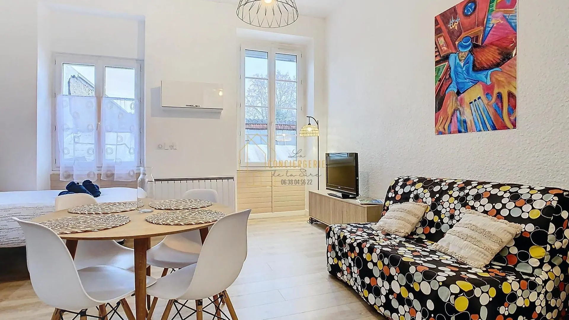 Le Pianiste Apartment Voiron France